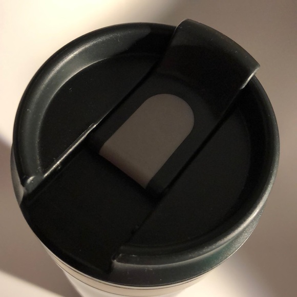 20 oz insulated black travel cup NWT - Picture 3 of 8